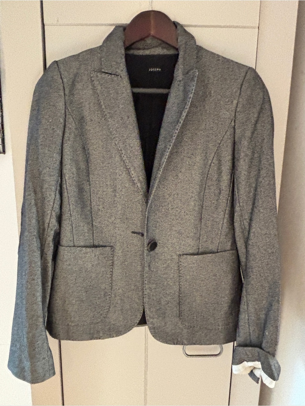 Joseph Gray Tailored Women's Blazer with Patch Pockets